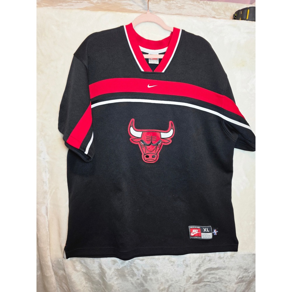 Vintage 90s Nike Chicago Bulls NBA Shooting Shirt Mens XL Black Red Jersey